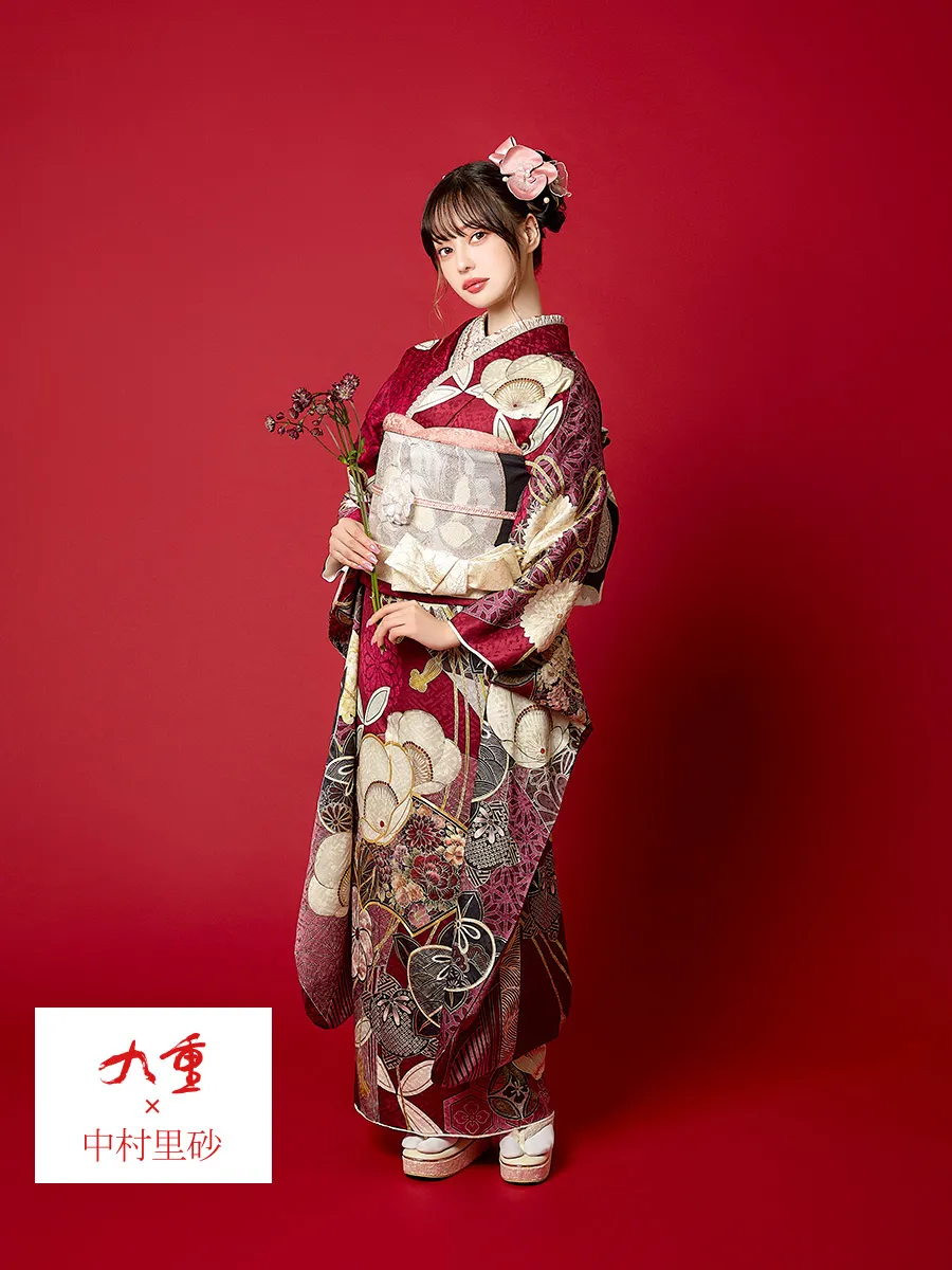 ローラ 有村架純 渦巻く 中村里砂 振袖着物カタログ